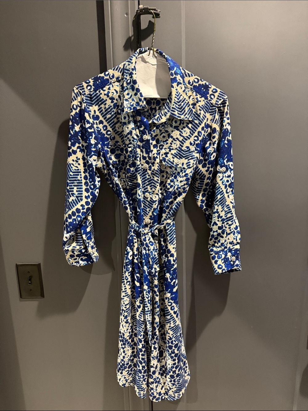 CAbi Blue and White Long Sleeve Printed Shirt Dress with Tie